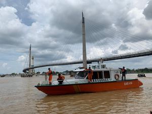 Teknisi Mesin Kapal Hilang Tenggelam di Sungai Batanghari Jambi