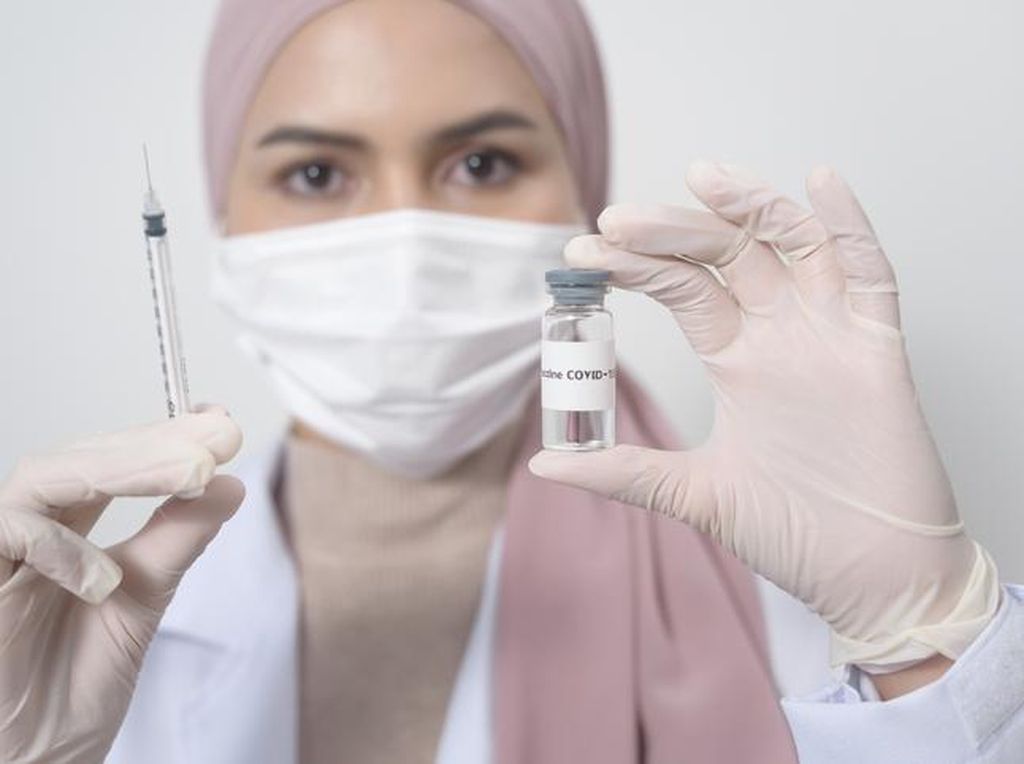 Kini Tenaga Kesehatan Muslim di Singapura Mulai Berhijab Saat Bekerja Kini Tenaga Kesehatan Muslim di Singapura Mulai Berhijab Saat Bekerja