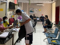 Masyarakat Kebayoran Baru Antusias untuk Vaksinasi Booster