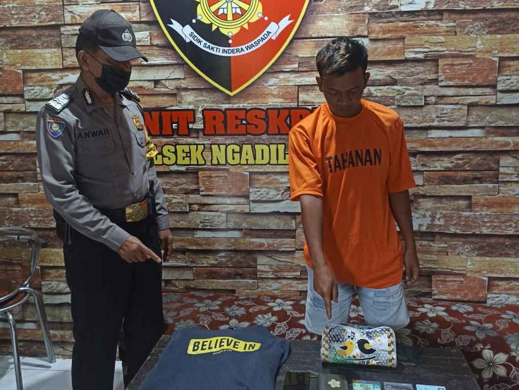 Tak Terima Diputus, Pria di Kediri Ancam Tikam Mantan Pacar Tak Terima Diputus, Pria di Kediri Ancam Tikam Mantan Pacar