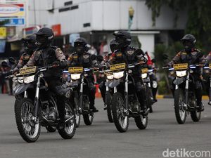 Polisi Bubarkan Balap Liar di Jalan Al-Azhar Jaksel