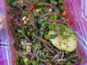 Dancing Shrimp, Udang Hidup Berbumbu yang Populer di Thailand dan Laos