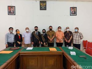 Mahasiswa Fispol Unsrat Ungkap Rasanya Lulus Kuliah Tanpa Skripsi