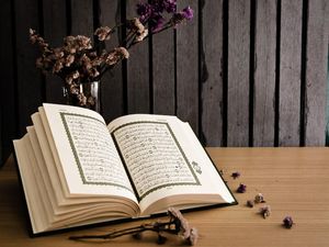 Surat Al Kahfi Ayat 21: Keadaan Ashabul Kahfi setelah Bangun dari Tidur Panjang Surat Al Kahfi Ayat 21: Keadaan Ashabul Kahfi setelah Bangun dari Tidur Panjang