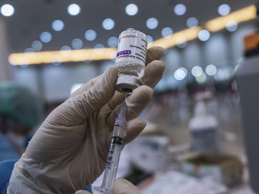 Vaksinasi Booster di Solo Terkendala Stok Vaksin dan Petugas
