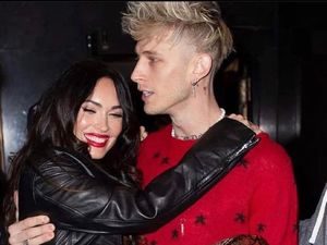 Disebut Istri Machine Gun Kelly, Megan Fox Ketawa: Aku Bukan Istrimu Disebut Istri Machine Gun Kelly, Megan Fox Ketawa: Aku Bukan Istrimu