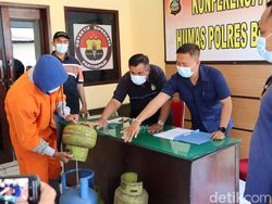 Polisi Gerebek Rumah Warga Pengoplos Elpiji di Buleleng