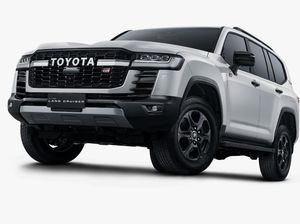 Pantas Cocok Buat Sultan, Isi Full Tank Land Cruiser Bakal Habis Segini Pantas Cocok Buat Sultan, Isi Full Tank Land Cruiser Bakal Habis Segini