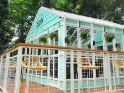 5 Kafe Instagramable di Bandung, Nuansa Pantai hingga Rumah Kaca