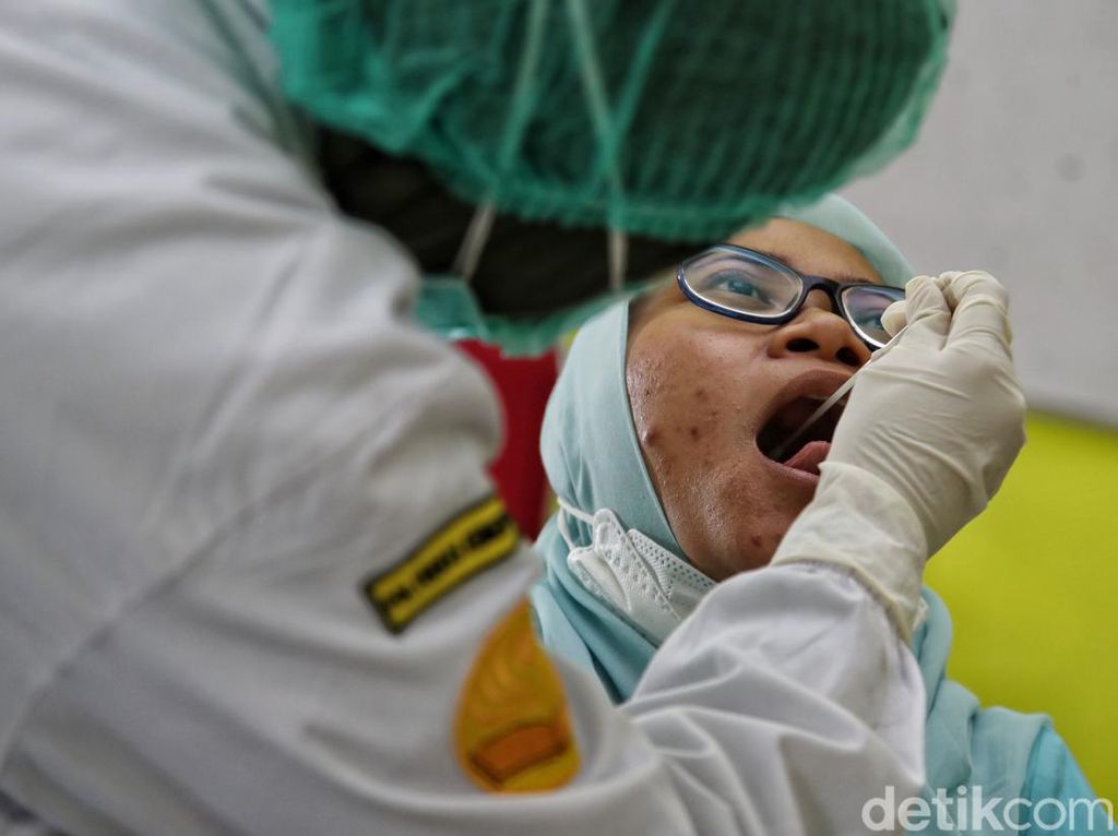 Pandemi Sudah 2 Tahun, Belum Pernah Tes COVID? Orang-orang Ini Ungkap Alasannya Pandemi Sudah 2 Tahun, Belum Pernah Tes COVID? Orang-orang Ini Ungkap Alasannya