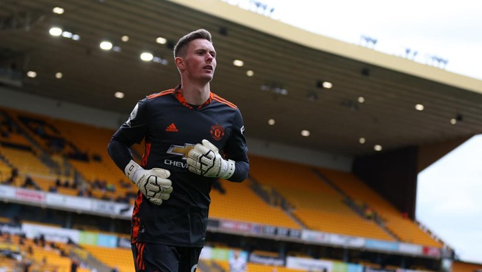 WOLVERHAMPTON, ENGLAND - MAY 23: Dean Henderson of Manchester United during the Premier League match between Wolverhampton Wanderers and Manchester United at Molineux on May 23, 2021 in Wolverhampton, England. A limited number of fans will be allowed into Premier League stadiums as Coronavirus restrictions begin to ease in the UK following the COVID-19 pandemic. (Photo by Catherine Ivill/Getty Images)