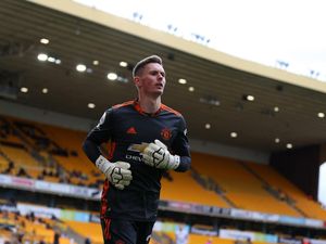 Dean Henderson Ngambek Usai Batal Main Lawan Aston Villa? Dean Henderson Ngambek Usai Batal Main Lawan Aston Villa?