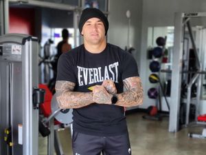Dustin Poirier Lebih Bulky, Siap Pindah Kelas? Dustin Poirier Lebih Bulky, Siap Pindah Kelas?