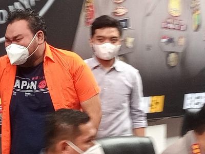 Penampakan Fico Fachriza Nangis Kejer Berbaju Tahanan