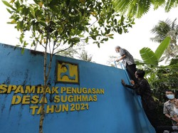 Atasi Kekeringan, Ganjar Tinjau Mata Air Buatan di Desa Sugihmas