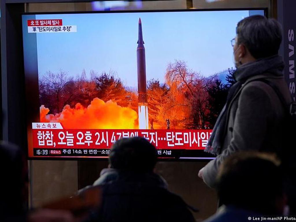 Tak Ada Habisnya Rudal Korea Utara Mengudara