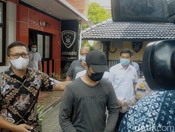 Polisi Amankan Barang Bukti Sesajen yang Ditendang Hadfana di Semeru