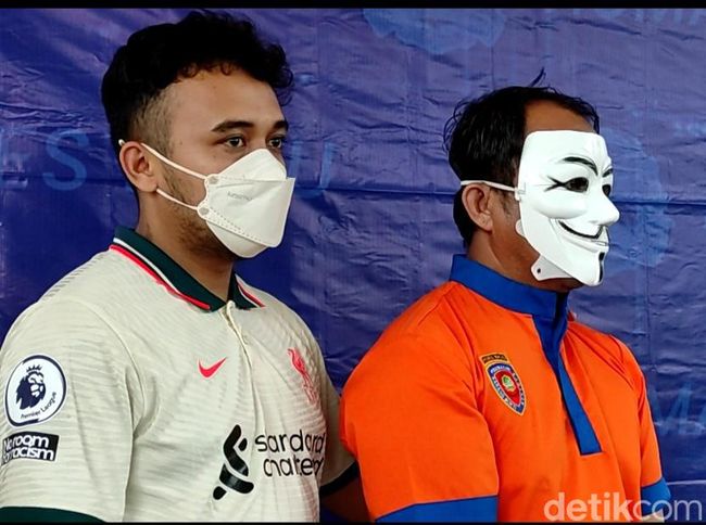 Pria di Kota Batu yang Todongkan Pistol Pernah Tembak Polisi Pria di Kota Batu yang Todongkan Pistol Pernah Tembak Polisi