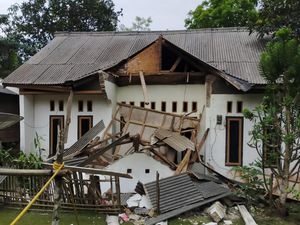 Pemkab Pandeglang Bahas Usulan Mensos soal Relokasi Warga Pesisir Pemkab Pandeglang Bahas Usulan Mensos soal Relokasi Warga Pesisir