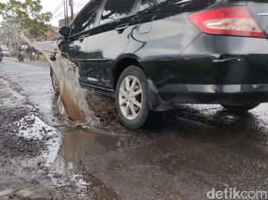 Jalan Menuju Kawasan Wisata Garut Rusak, Pemkab Siapkan Perbaikan Jalan Menuju Kawasan Wisata Garut Rusak, Pemkab Siapkan Perbaikan