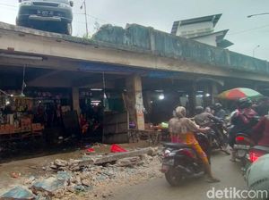Salah Injak Pedal, Pemobil Seruduk Tembok Tewaskan Bumil di Banjarmasin