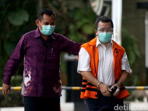 Tersangka Suap, Pegawai Pajak Alfred Simanjuntak Diperiksa KPK