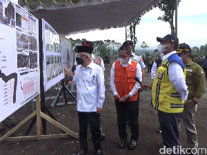 Wapres Minta Pembangunan Hunian Sementara Korban Erupsi Semeru Dipercepat Wapres Minta Pembangunan Hunian Sementara Korban Erupsi Semeru Dipercepat