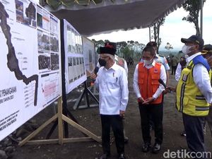 Wapres Minta Pembangunan Hunian Sementara Korban Semeru Dipercepat