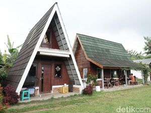 Adem! Ngopi dan Nongkrong di Kedai Kopi Pas di Kaki Gunung Gede Pangrango Adem! Ngopi dan Nongkrong di Kedai Kopi Pas di Kaki Gunung Gede Pangrango