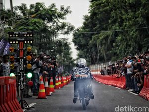 Gaspol Para Joki Balap Liar Usai Street Race Diresmikan di Ancol Gaspol Para Joki Balap Liar Usai Street Race Diresmikan di Ancol
