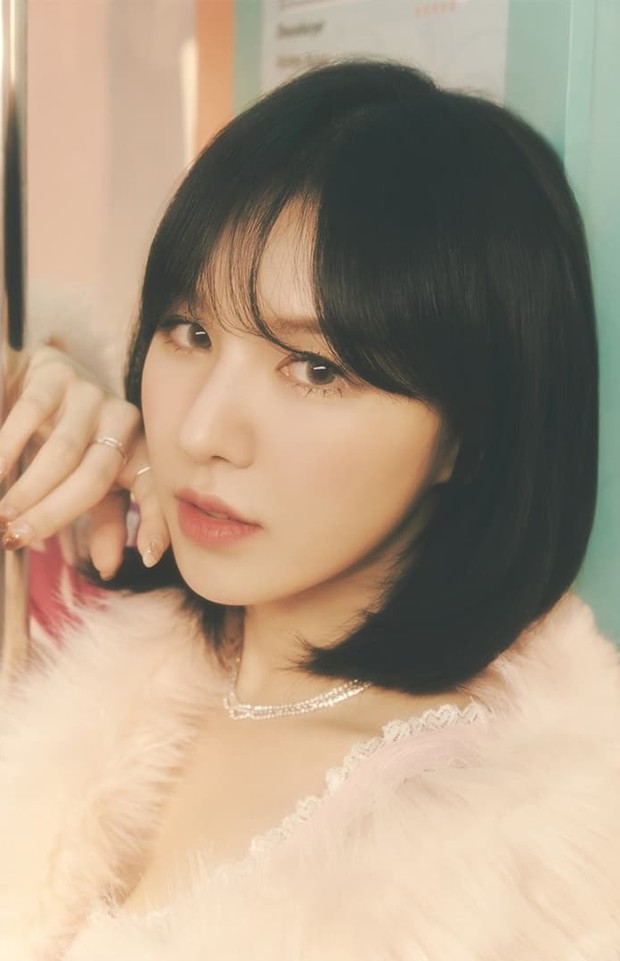 Cleansing water rahasia kulit sehat Wendy/Foto: Instagram.com/redvelvet.smtown Cleansing water rahasia kulit sehat Wendy