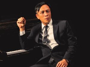 Pianis Erik Sondhy Pantang Menyerah Tembus Pasar Musik Nasional Pianis Erik Sondhy Pantang Menyerah Tembus Pasar Musik Nasional