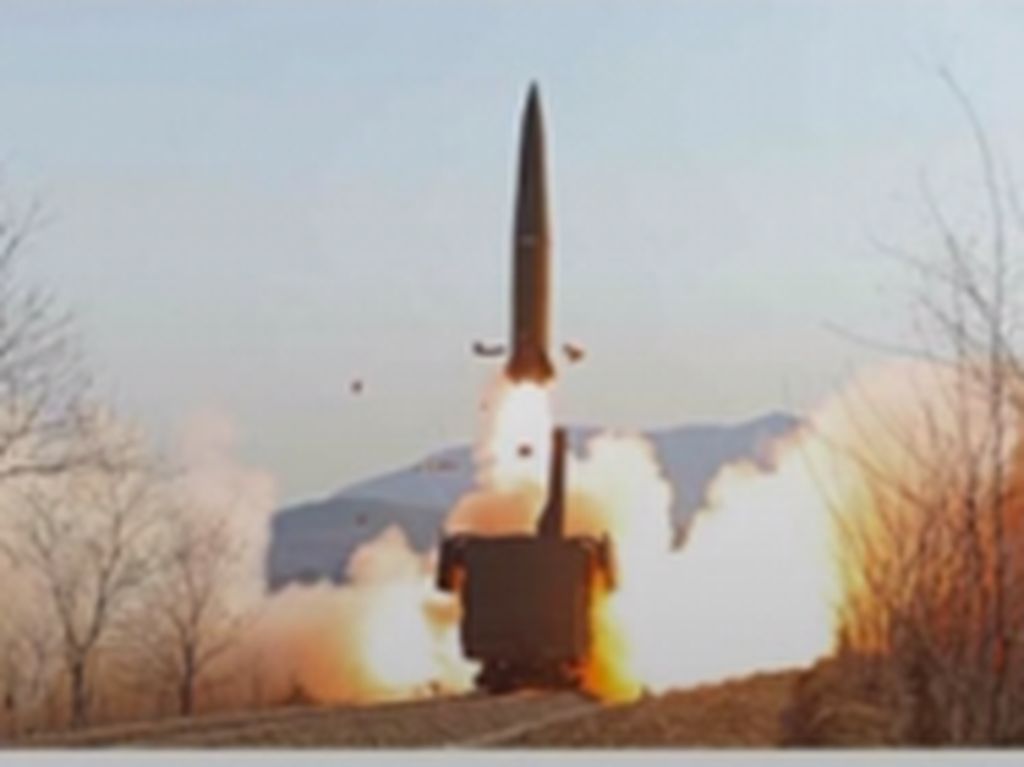 Korea Utara Kembali Tembakkan Rudal Balistik Sekaligus Dua