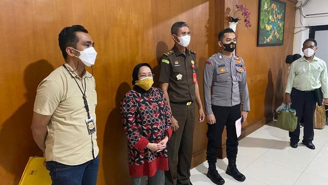 Tersangka Kasus Mafia Tanah Ibu Dino Patti Djalal Segera Disidang Tersangka Kasus Mafia Tanah Ibu Dino Patti Djalal Segera Disidang