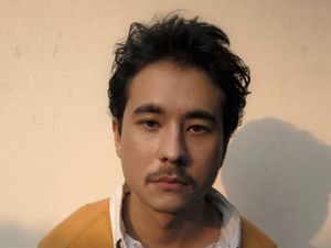 Profil Jerome Kurnia, Si Kit di Film Jalan yang Jauh Jangan Lupa Pulang Profil Jerome Kurnia, Si Kit di Film Jalan yang Jauh Jangan Lupa Pulang