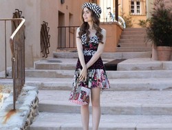 Sontek Gaya Epic Emily in Paris untuk Tampil Playful dan Stylish