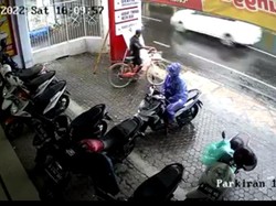 Aksi Pencuri Sepeda Angin di Kota Probolinggo Terekam CCTV