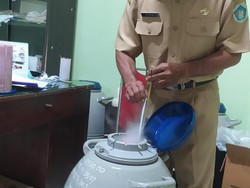 Mengintip Bank Sperma Sapi di Lamongan