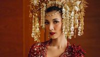 7 Inspirasi Kebaya Pernikahan Artis Karya Perancang Indonesia