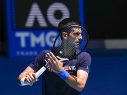 Djokovic Rela Absen dari Tenis asal Tak Dipaksa Vaksin COVID-19