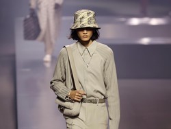 Cerita Rizal Rama Jadi Model Fashion Show Milan dan Paris Fashion Week