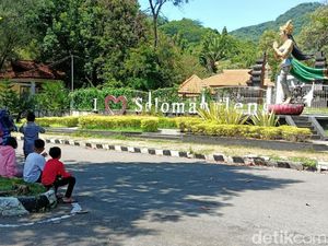 Goa Selomangleng Kediri, Jejak Sejarah dan Legenda Dewi Kilisuci Goa Selomangleng Kediri, Jejak Sejarah dan Legenda Dewi Kilisuci