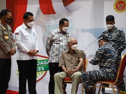 Mendagri: Berbagai Studi Menunjukan Vaksin Booster Itu Sangat Penting!