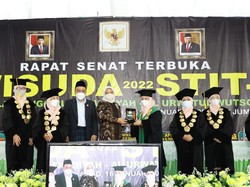 Menaker Ajak Lulusan Perguruan Tinggi Daftar Aplikasi SIAPkerja