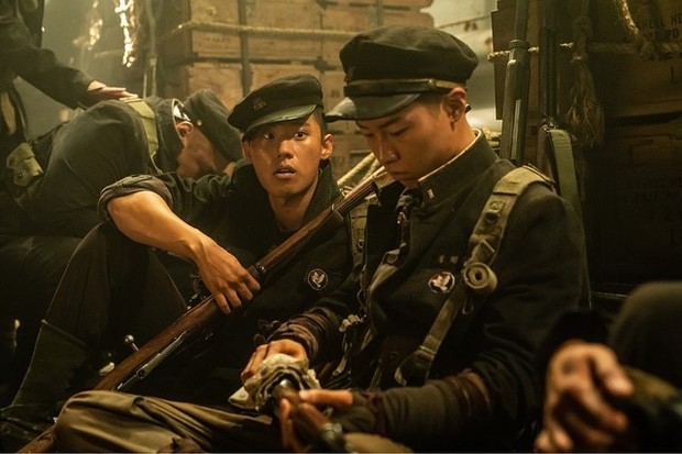 Kim Sung Cheol berperan sebagai tentara pelajar dalam fil The Battle of Jangsari