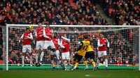 =8. Morten Gamst Pedersen - 10 gol tendangan bebas Premier League. Foto: Getty Images/Paul Gilham