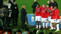 Ini adalah momen Nani juara Piala Dunia Antarklub bersama MU di tahun 2008. Foto: Getty Images/Kiyoshi Ota