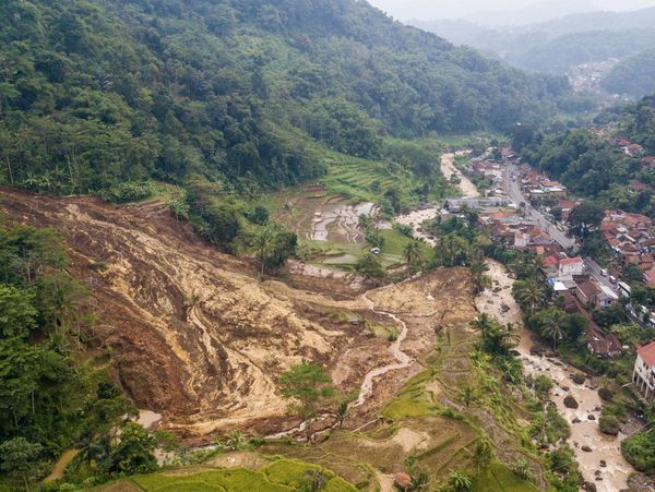 Penampakan dari Udara Longsor di Kabupaten Sumedang