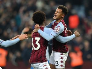 Momen-momen Debut Manis Coutinho Bersama Aston Villa