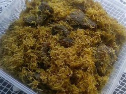 Gurih Legit Serundeng Daging Khas Pamekasan, Begini Cara Membuatnya